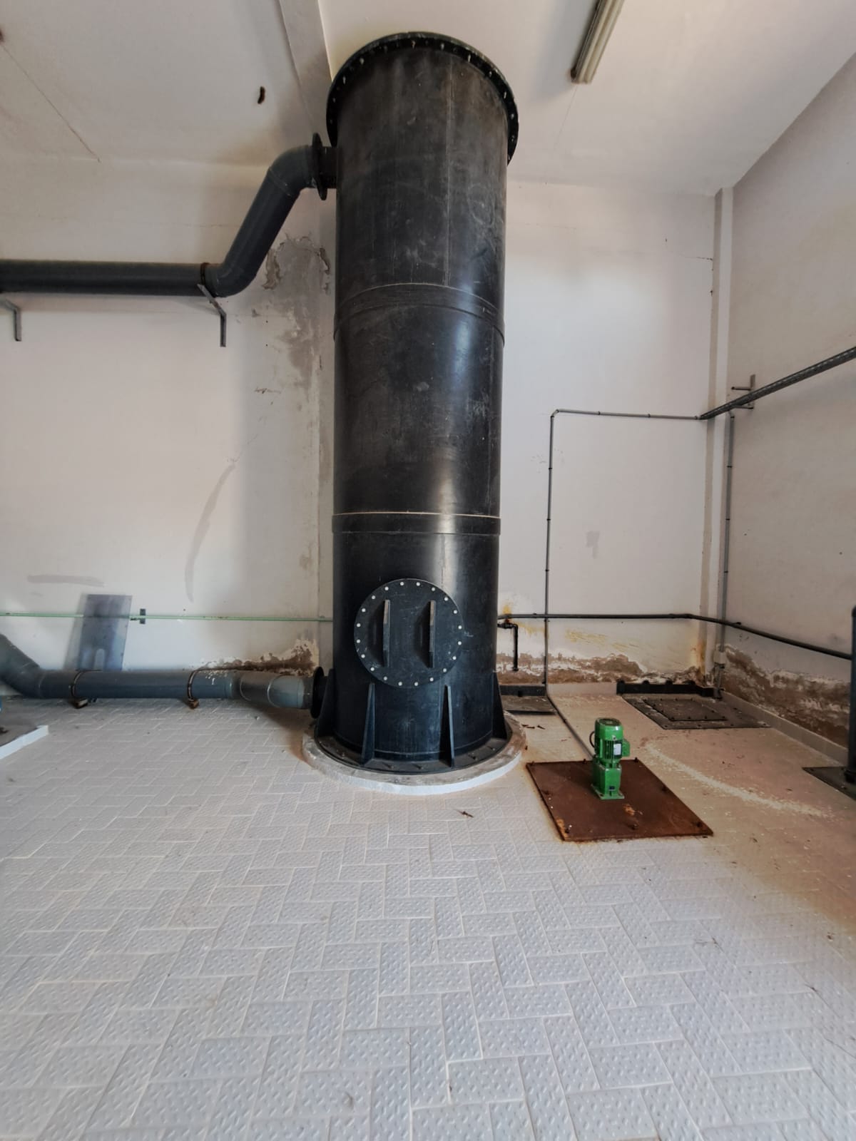Tours de neutralisation en PEHD